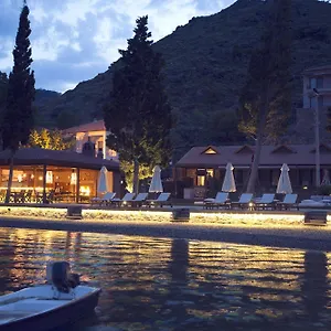 Otel Vira Demir 